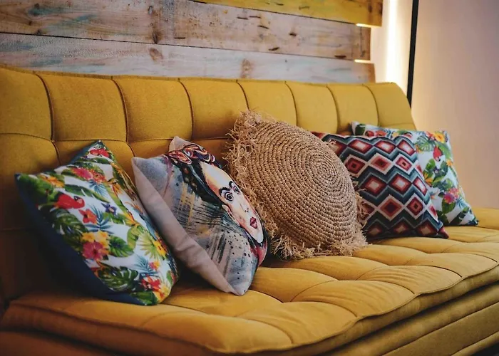 Playamar,parking Gratis,playa * Torremolinos